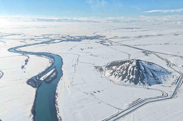 Muş Piramidi kış manzarasıyla mest etti 