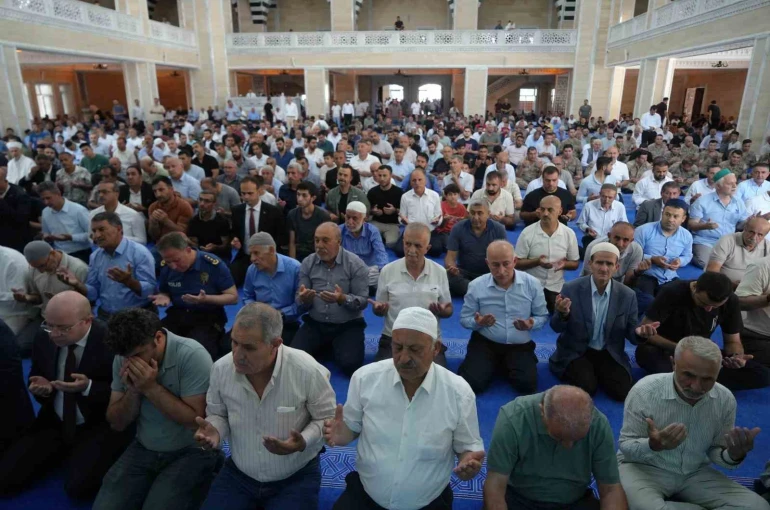Muş’ta 15 Temmuz şehitleri için mevlit okutuldu 