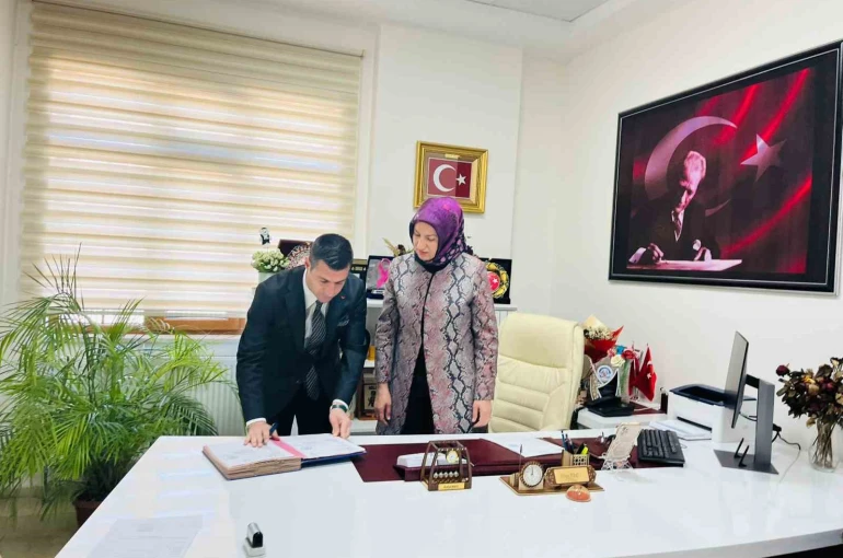 Muş’ta "Gençliğine İyi Bak 3: Ailene Sahip Ol" projesi hayata geçirildi 