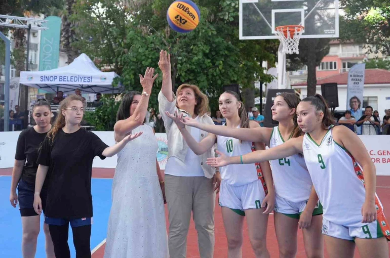 Mustafa Berkay Akbaş Sokak Basketbolu Turnuvası: 15 ülkeden 304 sporcu katılıyor