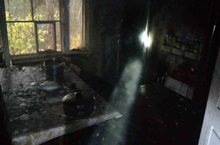 Mutfakta çıkan yangın söndürüldü 