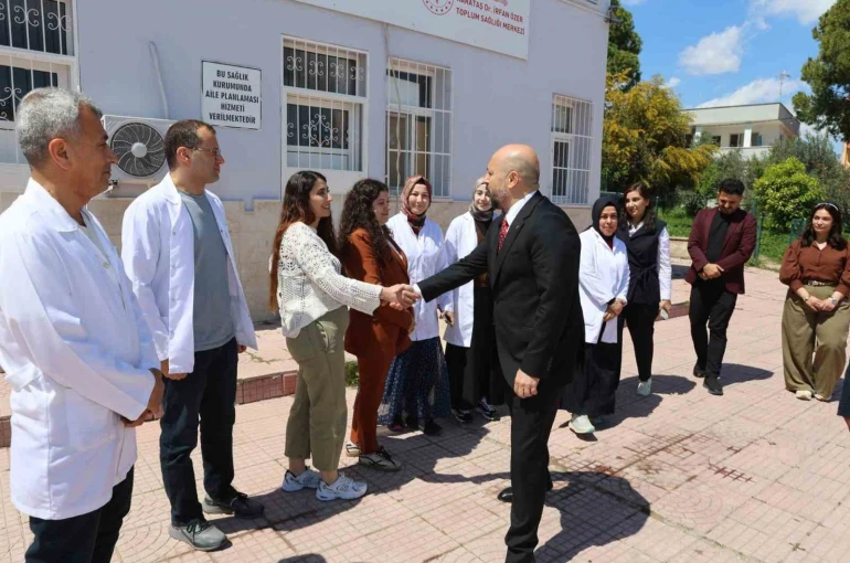 Nacar, Karataş’ta sağlık tesislerini inceledi 