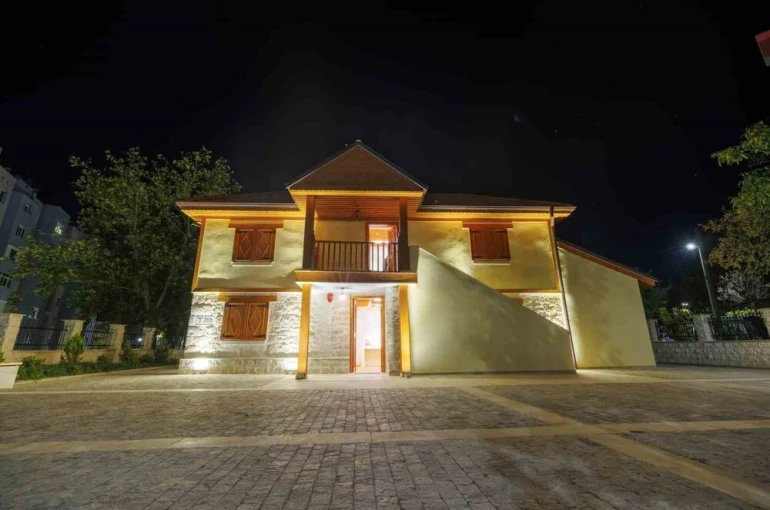 Naim Süleymanoğlu’nun Mestanlı’daki evi müzeye dönüştürüldü 