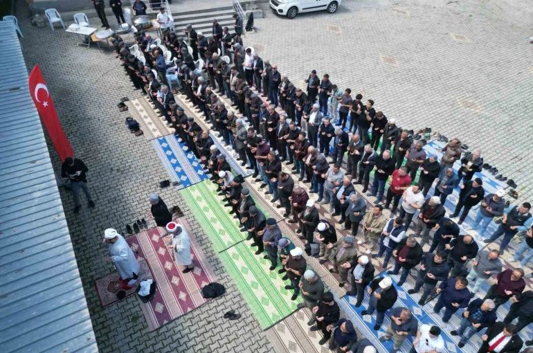 Nasreddin Hoca Mahallesi’nde yağmur ve şükür duası yapıldı 