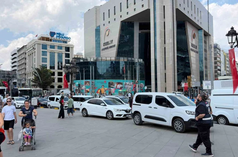 NATO Zirvesi öncesi Kızılay Meydanı’nda geniş güvenlik önlemleri 
