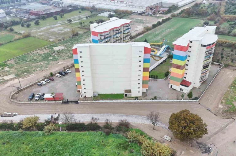 Nazilli Belediyesi’nden Yeşil Mahalle’ye 5 bin metrekarelik yol yatırımı 