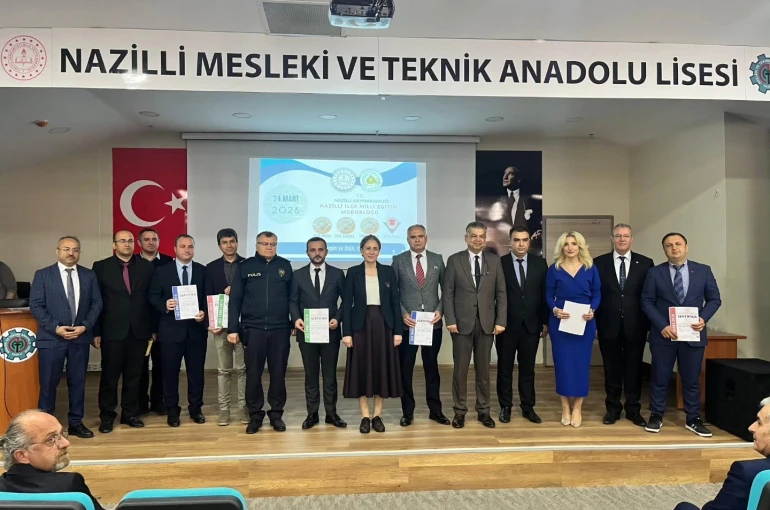 Nazilli’de projeleri ile dereceye giren okullar için ödül töreni düzenlendi 