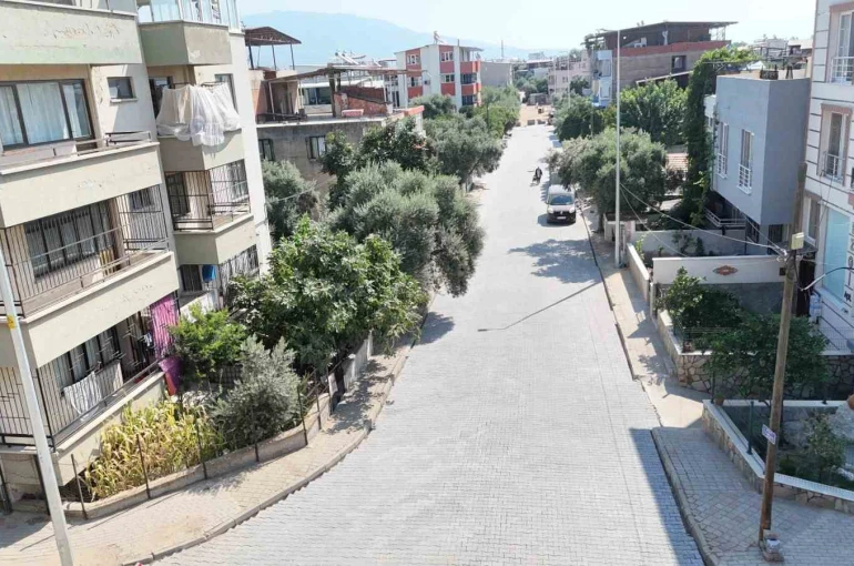 Nazilli’de yol yenileme çalışmaları ilçe genelinde sürüyor