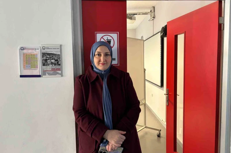 "Neden olmasın" dedi, 45 yaşında üniversite hayaline kavuştu 