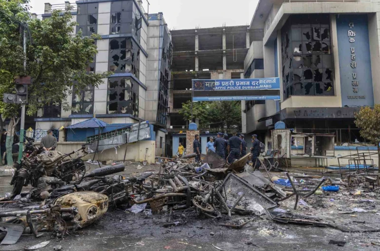 Nepal’deki protestolarda can kaybı 34’e yükseldi