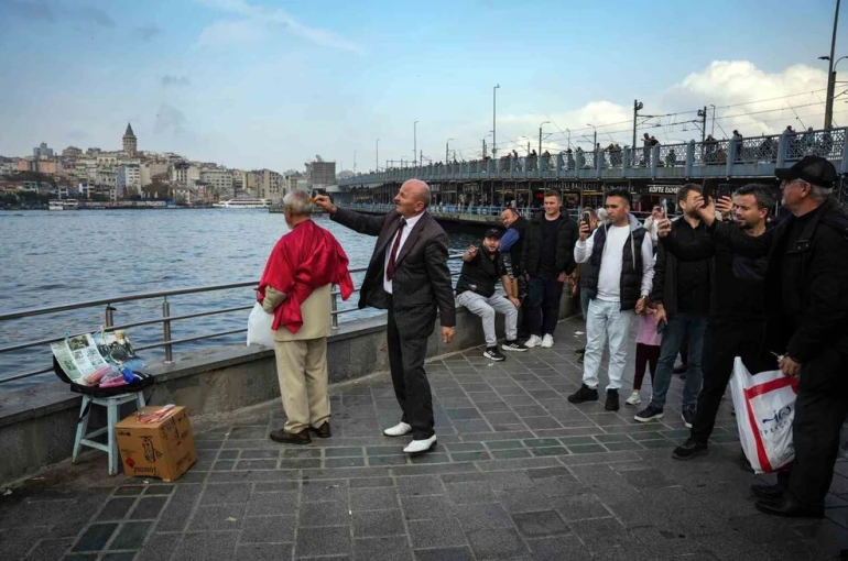 Neşeli Günler Filmi’nde Şener Şen’in canlandırdığı "Ziya" karakteri gerçek oldu 