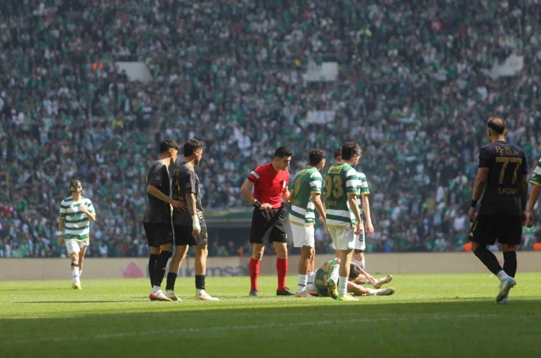 Nesine 2. Lig: Bursaspor: 1 - Somaspor: 0 (İlk yarı) 