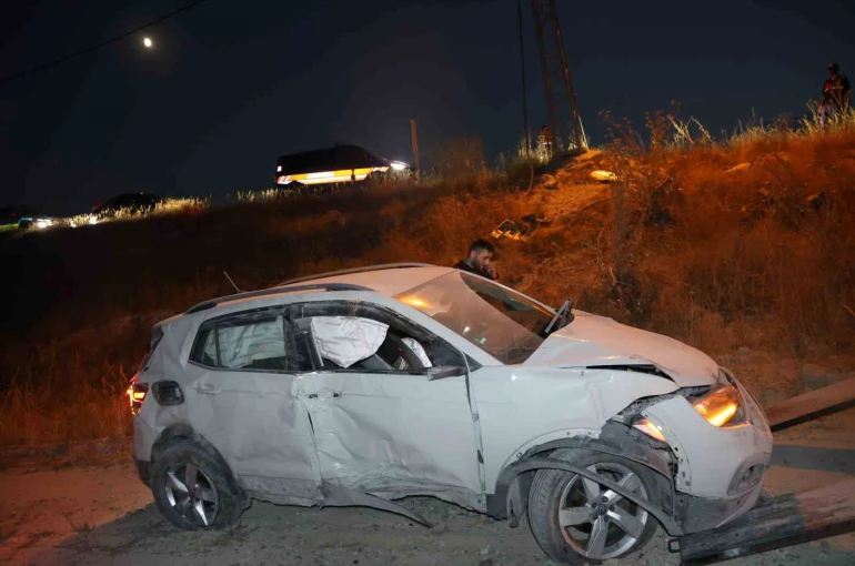 Nevşehir’de lastiği patlayan otomobil takla attı: 2 yaralı
