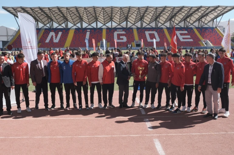 Niğde’de Amatör Spor Haftası kutlamaları başladı