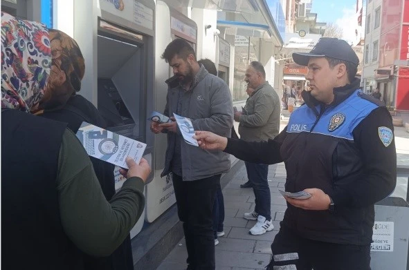 Niğde’de öğrencilere güvenlik eğitimi, vatandaşlara dolandırıcılık uyarısı yapıldı 
