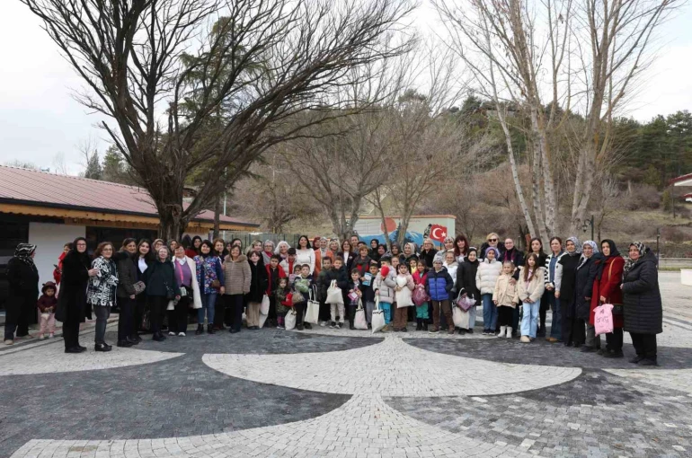 Nilüferli kadınların hediyeleri Harmancık’a ulaştı 