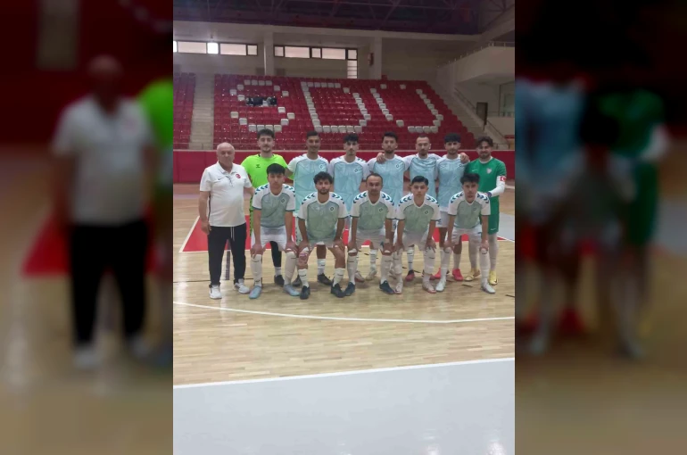 NÖHÜ futsal takımından Türkiye ikinciliği