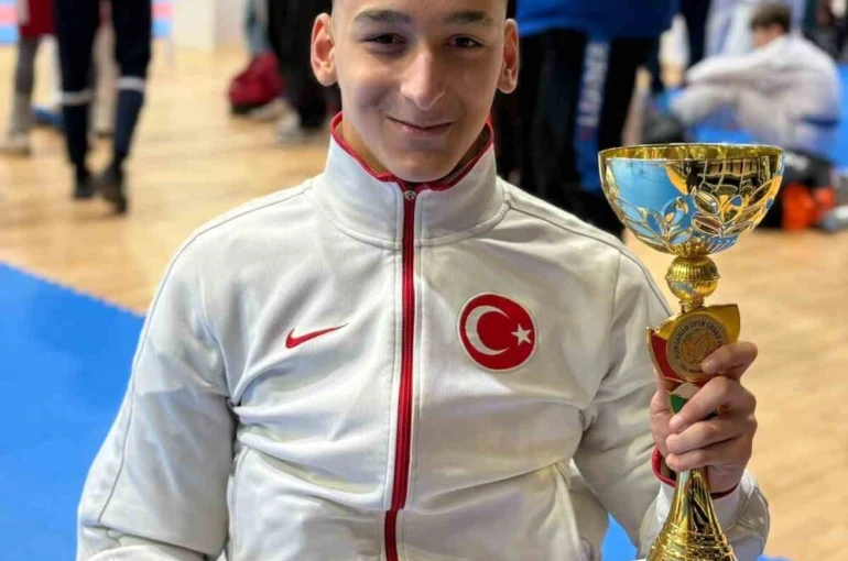 Ödemiş, Hungarian Open Grand Prix’de şampiyon oldu 