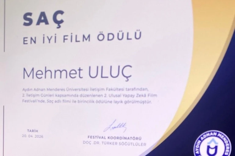 Ödülünü Filistin’e ithaf etti 