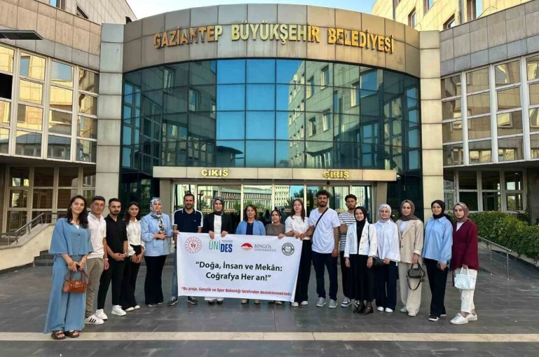 Öğrenciler akıllı şehir uygulamalarını yerinde inceledi