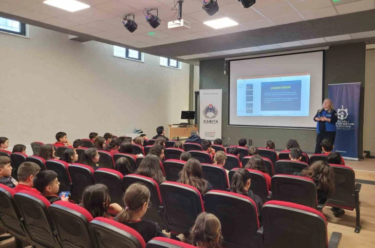 Öğrenciler bilinçli tüketici olmanın püf noktalarını öğreniyor 