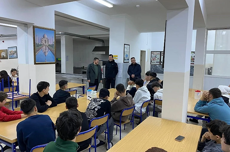 Öğrencilere anlamlı Berat Kandil programı 