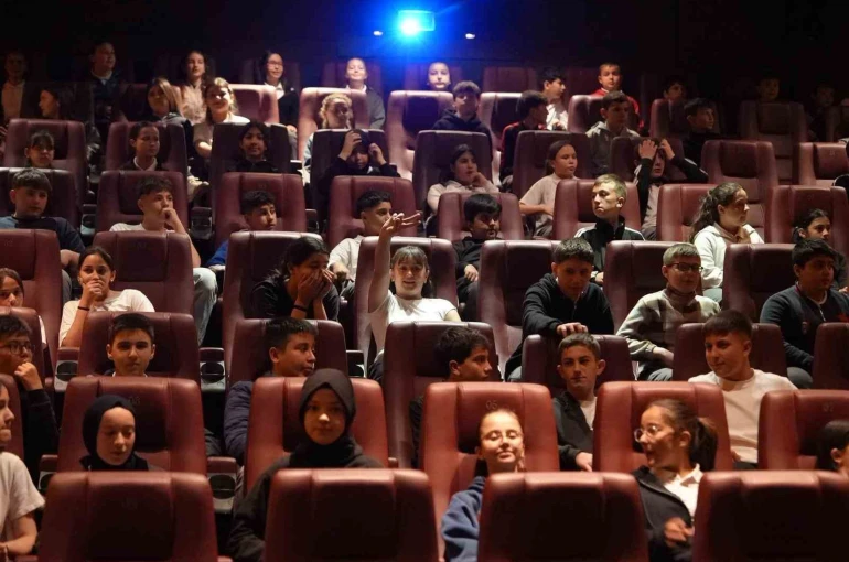 Öğrencilere sinema etkinliği 