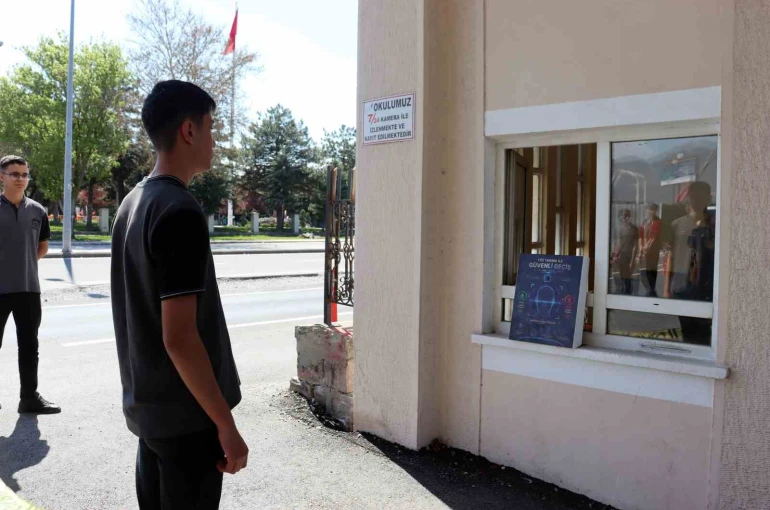 Öğretmenler yapay zeka ile okul güvenliğini artırdı 