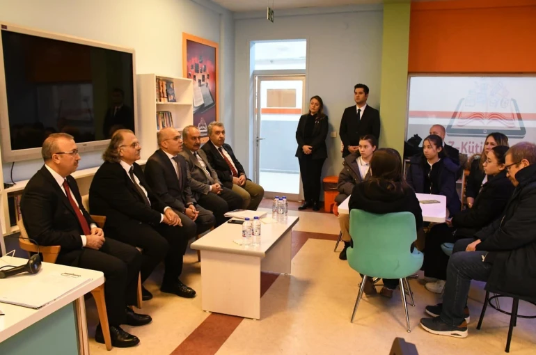 ’Okul Kütüphaneleri Yönetmeliği Uygulama Kılavuzu Değerlendirme Toplantısı’ yapıldı 