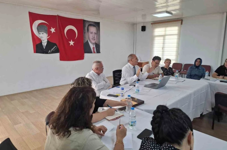 Okul müdürleri yeni eğitim yılı öncesi bir araya geldi