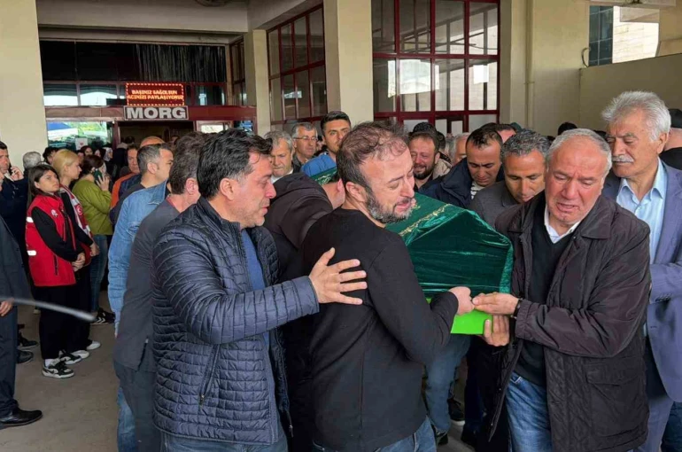 Okul saldırısında hayatını kaybedenlerin cenazeleri ailelerine teslim edilmeye başlandı 