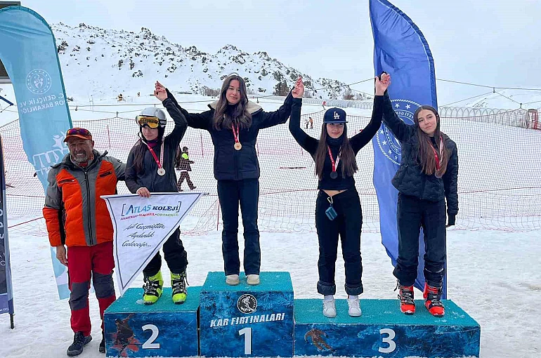 Okul sporlarından Erciyes’e dev çıkarma 