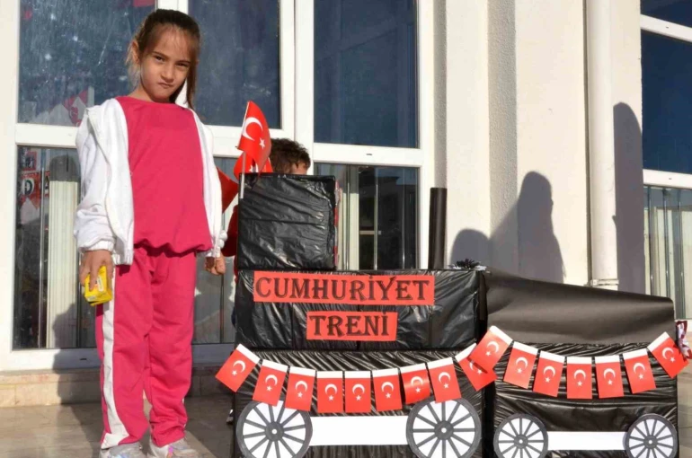 Okullarda cumhuriyet coşkusu 