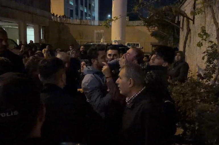 Ölenlerin yakınlarından Vali Ünlüer’e tepki 