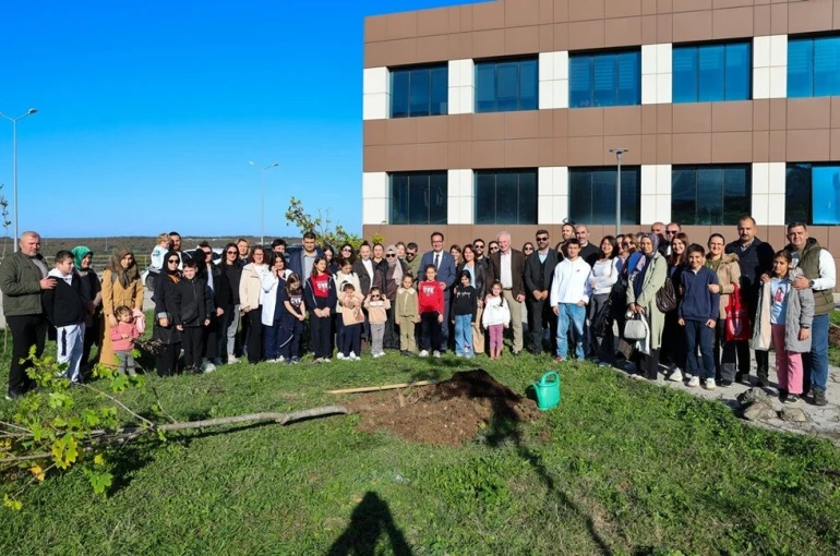 OMÜ’de Diyabet Günü etkinliğinde fidanlar toprakla buluştu 