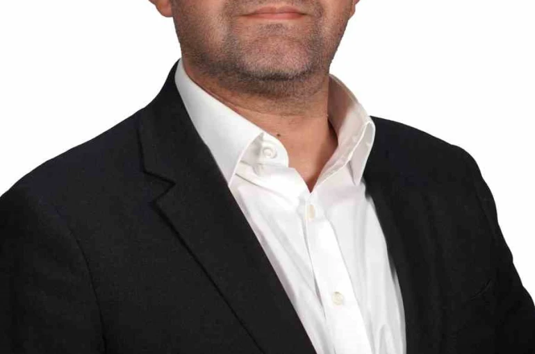 Op. Dr. Öztop: "Sağlıkta güvene devam edeceğiz" 
