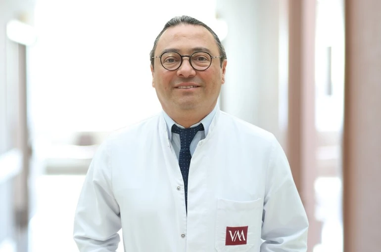 "Öpücük hastalığı 10 yaş üzeri çocuklarda ateşli seyrediyor" 