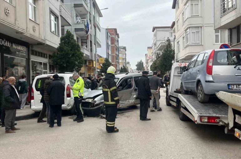 Ordu’da alkollü sürücünün karıştığı kazada 5 kişi yaralandı 