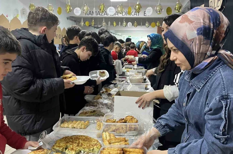 Ordu’da okulda düzenlenen hayır çarşısının geliri ihtiyaç sahiplerine