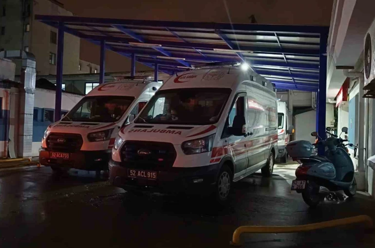 Ordu’da yedikleri yemek sonrası rahatsızlanan 21 işçi hastanelik oldu 