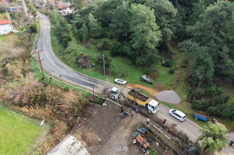 Ortaca Tepearası Mahallesi’ndeki içme suyu hattı yenileniyor 