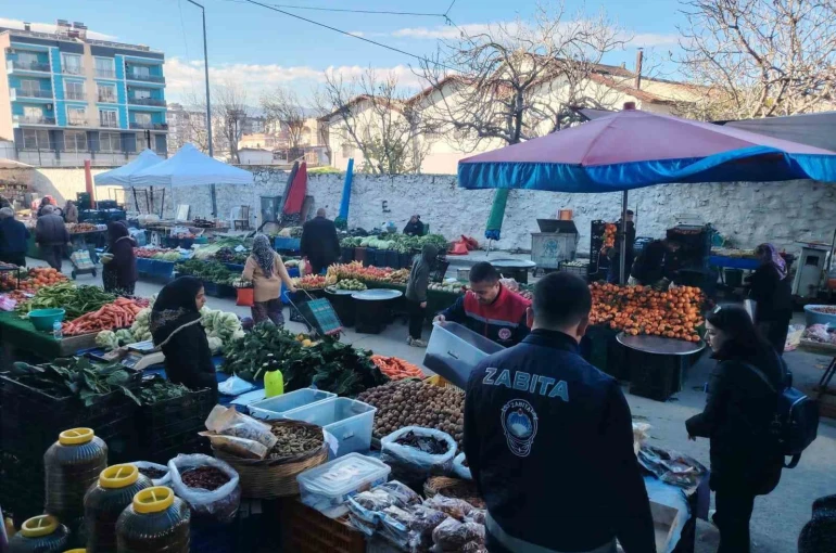 Ortaklar Semt Pazarı’nda gıda denetimi 