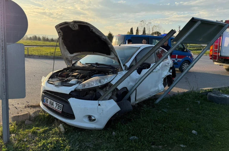 Ortalığı savaş alanına çeviren kaza: 6 yaralı