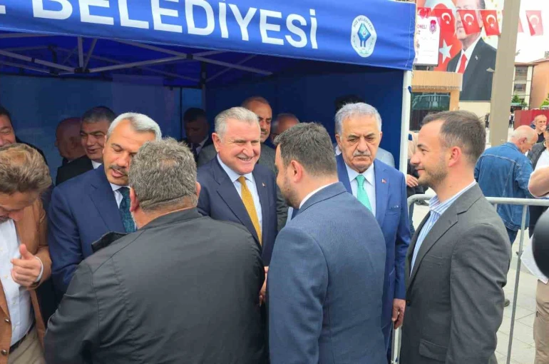 Osman Aşkın Bak: "Ülkemizde hiçbir şey kapalı kalmasın, açıklansın, araştırılsın"
