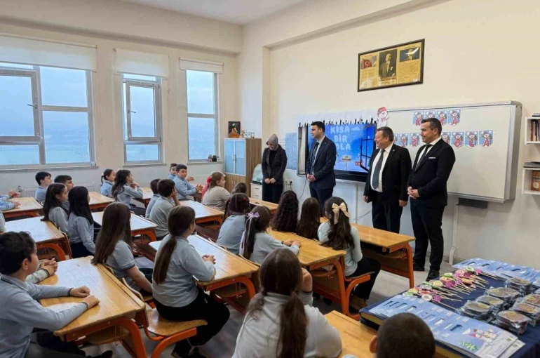 Osmaneli’nde 3 bin 213 öğrenci yarıyıl tatiline girdi 