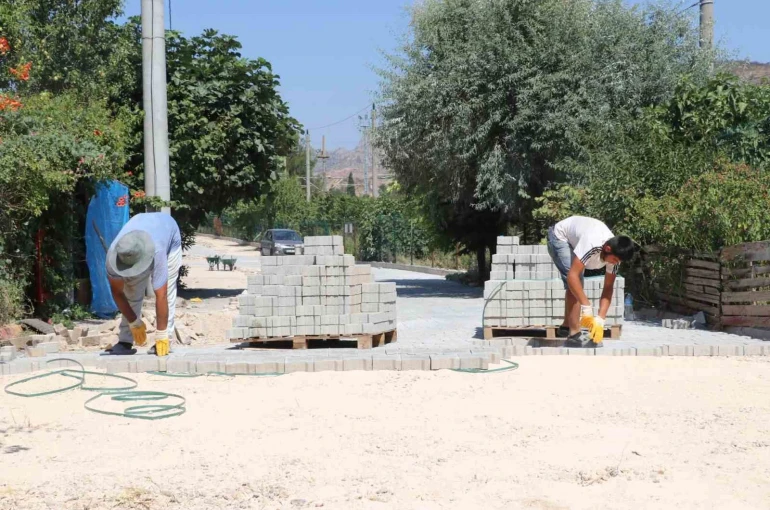 Osmaneli’ni güzelleştirme çalışmaları sürüyor