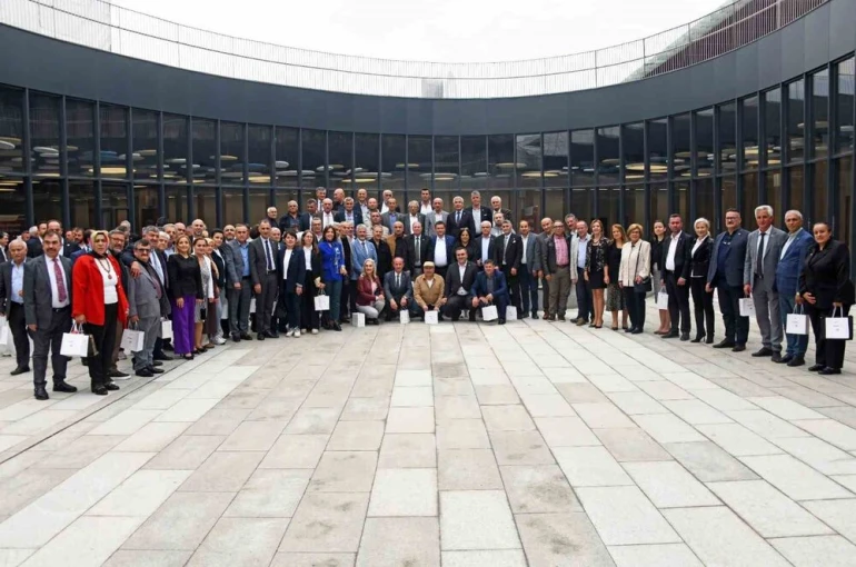 Osmangazi’de muhtarlar günü buluşması 