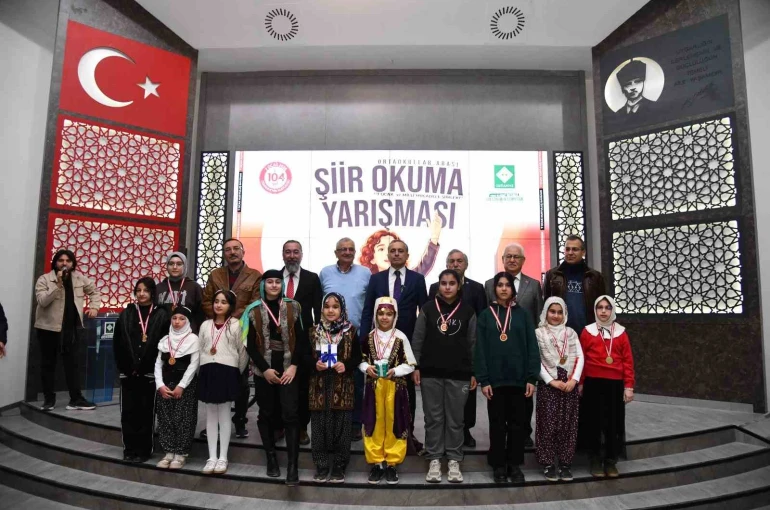 Osmaniye’de 7 Ocak coşkusu, ortaokullar arası şiir yarışmasıyla taçlandı 