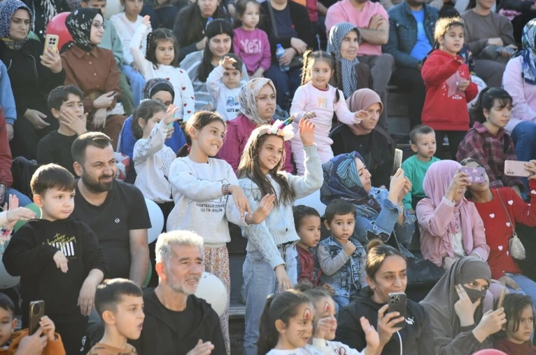 Osmaniye’de çocuklara ara tatil hediyesi 