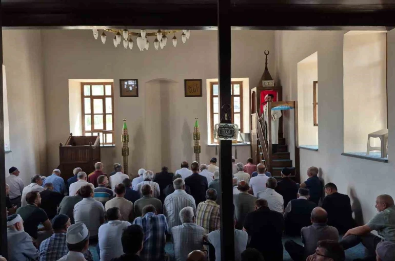 Osmanlı’nın ilk hutbesinin okunduğu Karacaşehir’de Yörük buluşması 